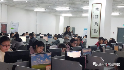 为毕业生论文助力讲座圆满成功，信息咨询服务获得高度赞誉